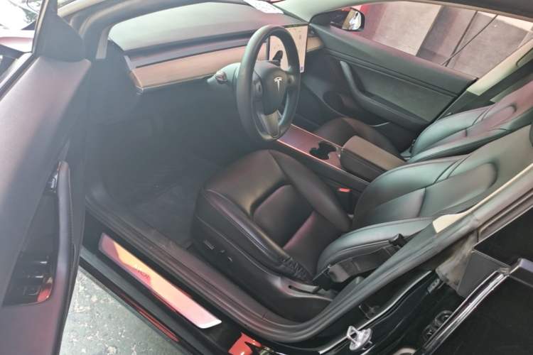 Used Tesla Model 3 2020 Revised Version Standard Range Rear-Wheel Drive – Upgraded Edition Driver Seat