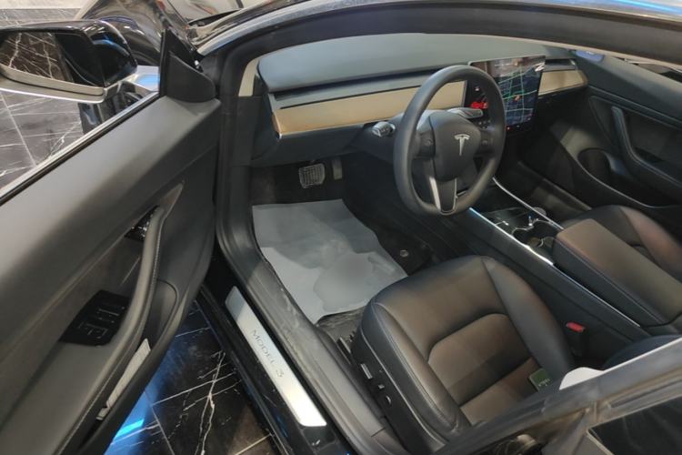 Used Tesla Model 3 2020 Revised Version Standard Range Rear-Wheel Drive – Upgraded Edition Driver Seat