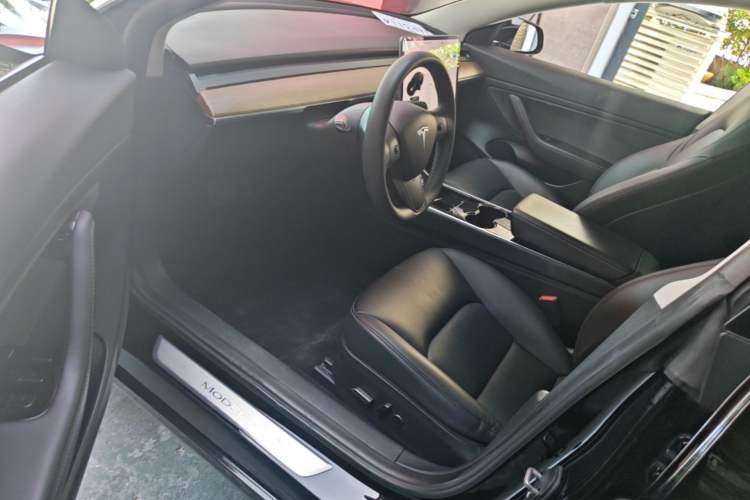 Used Tesla Model 3 2020 Revised Version Standard Range Rear-Wheel Drive – Upgraded Edition Driver Seat