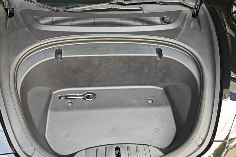 Used Tesla Model 3 2020 Standard Range Rear-Wheel Drive Upgraded Version Engine Bay