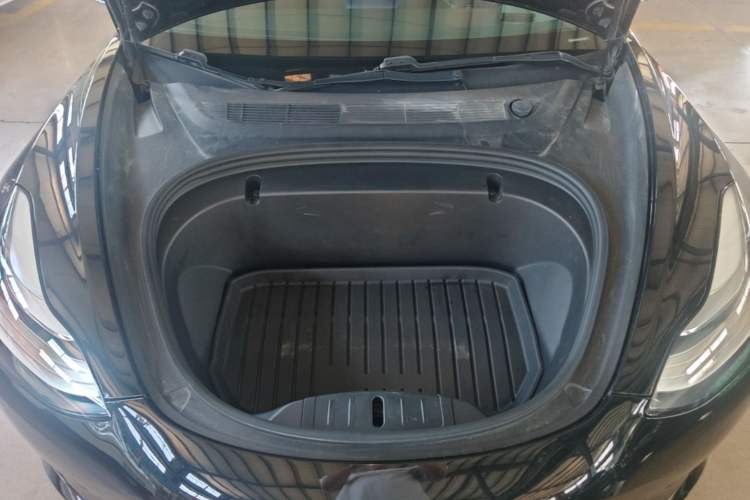 Used Tesla Model 3 2020 Revised Version Standard Range Rear-Wheel Drive – Upgraded Edition Engine Bay