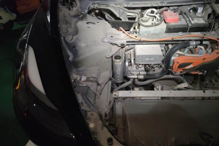 Used Tesla Model 3 2020 Revised Version Standard Range Rear-Wheel Drive – Upgraded Edition Engine Bay Right