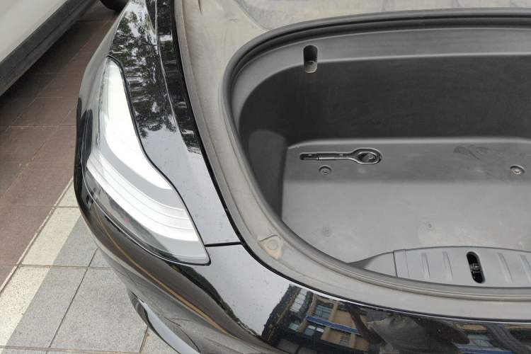 Used Tesla Model 3 2020 Revised Version Standard Range Rear-Wheel Drive – Upgraded Edition Engine Bay Right