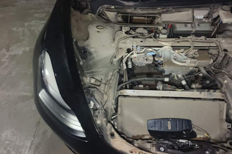 Used Tesla Model 3 2020 Revised Version Standard Range Rear-Wheel Drive – Upgraded Edition Engine Bay Right