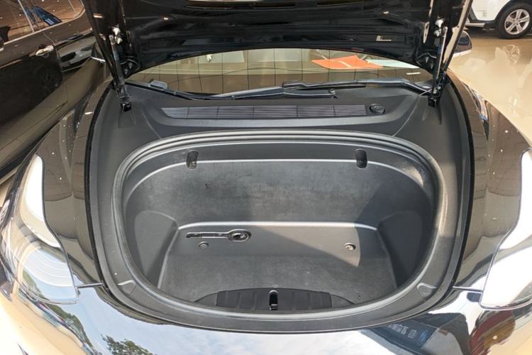 Used Tesla Model 3 2020 Long-Range Rear-Wheel-Drive Version Engine Bay