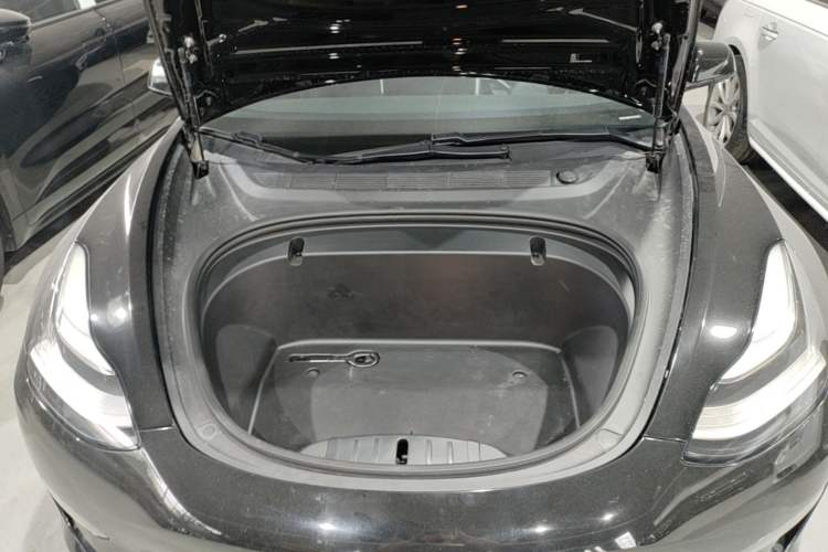 Used Tesla Model 3 2020 Refreshed Version Long-Range Rear-Wheel Drive Engine Bay
