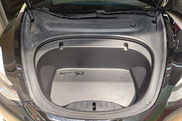 Used Tesla Model 3 2020 Refreshed Version Long-Range Rear-Wheel Drive Engine Bay