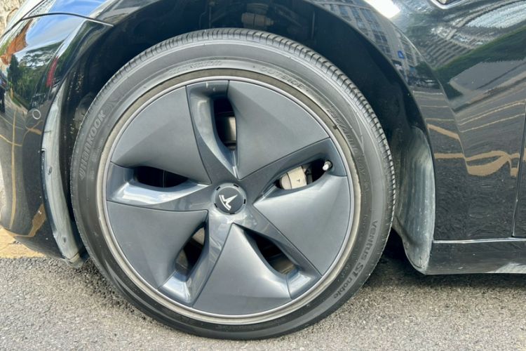 Used Tesla Model 3 2020 Standard Range Rear-Wheel Drive Upgraded Version Exterior 1