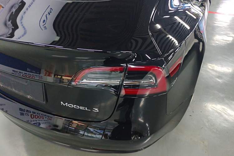 Used Tesla Model 3 2020 Refreshed Version Long-Range Rear-Wheel Drive Exterior 1