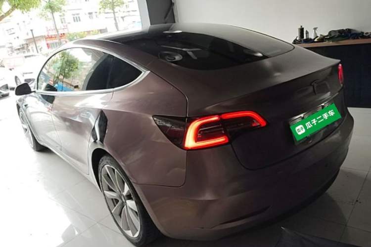 Used Tesla Model 3 2020 Standard Range Rear-Wheel Drive Upgraded Version Exterior 2