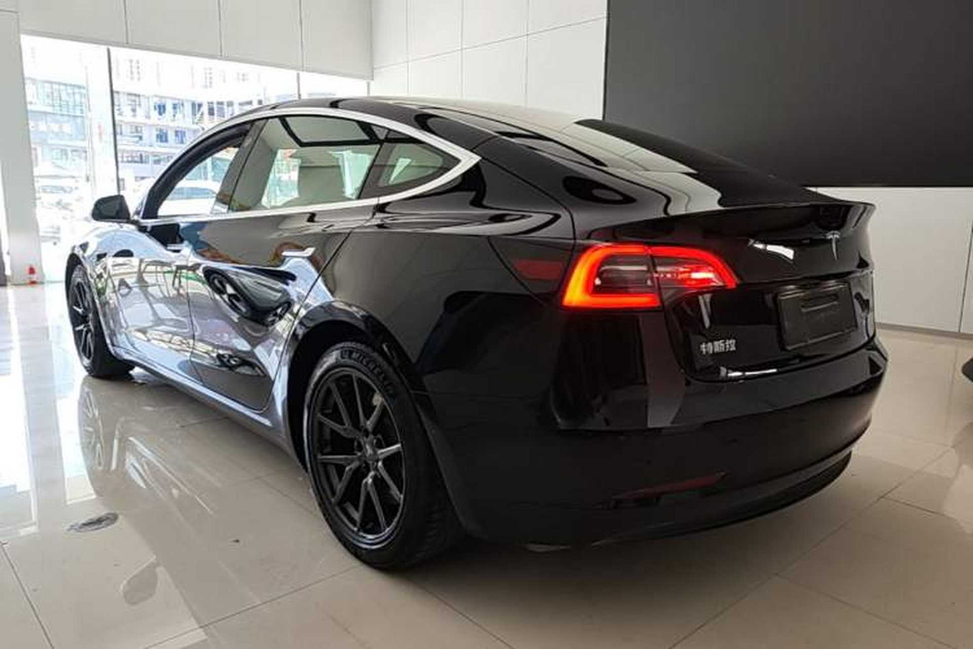 Used Tesla Model 3 2020 Standard Range Rear-Wheel Drive Upgraded Version Exterior 2