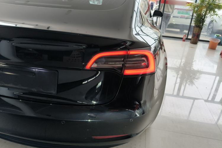 Used Tesla Model 3 2020 Standard Range Rear-Wheel Drive Upgraded Version Exterior 3