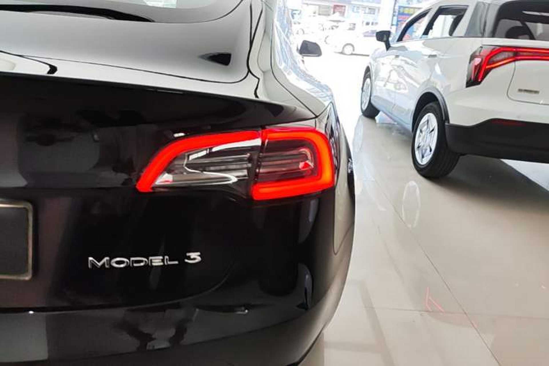 Used Tesla Model 3 2020 Standard Range Rear-Wheel Drive Upgraded Version Exterior 3