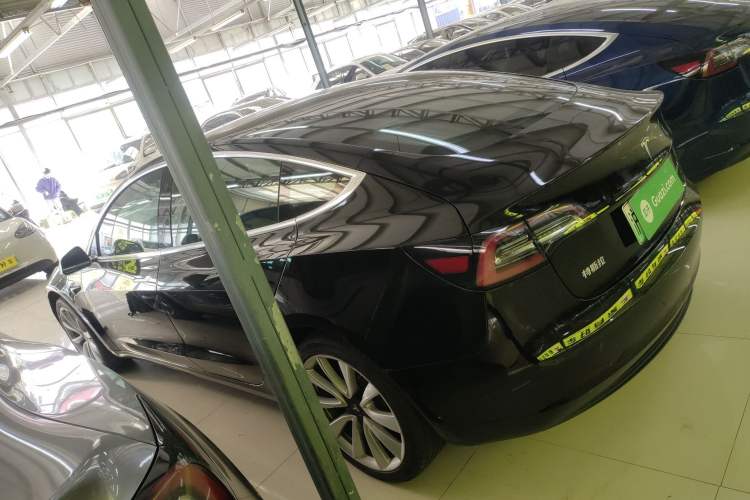 Used Tesla Model 3 2020 Standard Range Rear-Wheel Drive Upgraded Version Exterior 3