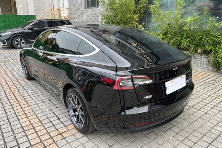 Used Tesla Model 3 2020 Standard Range Rear-Wheel Drive Upgraded Version Exterior 4