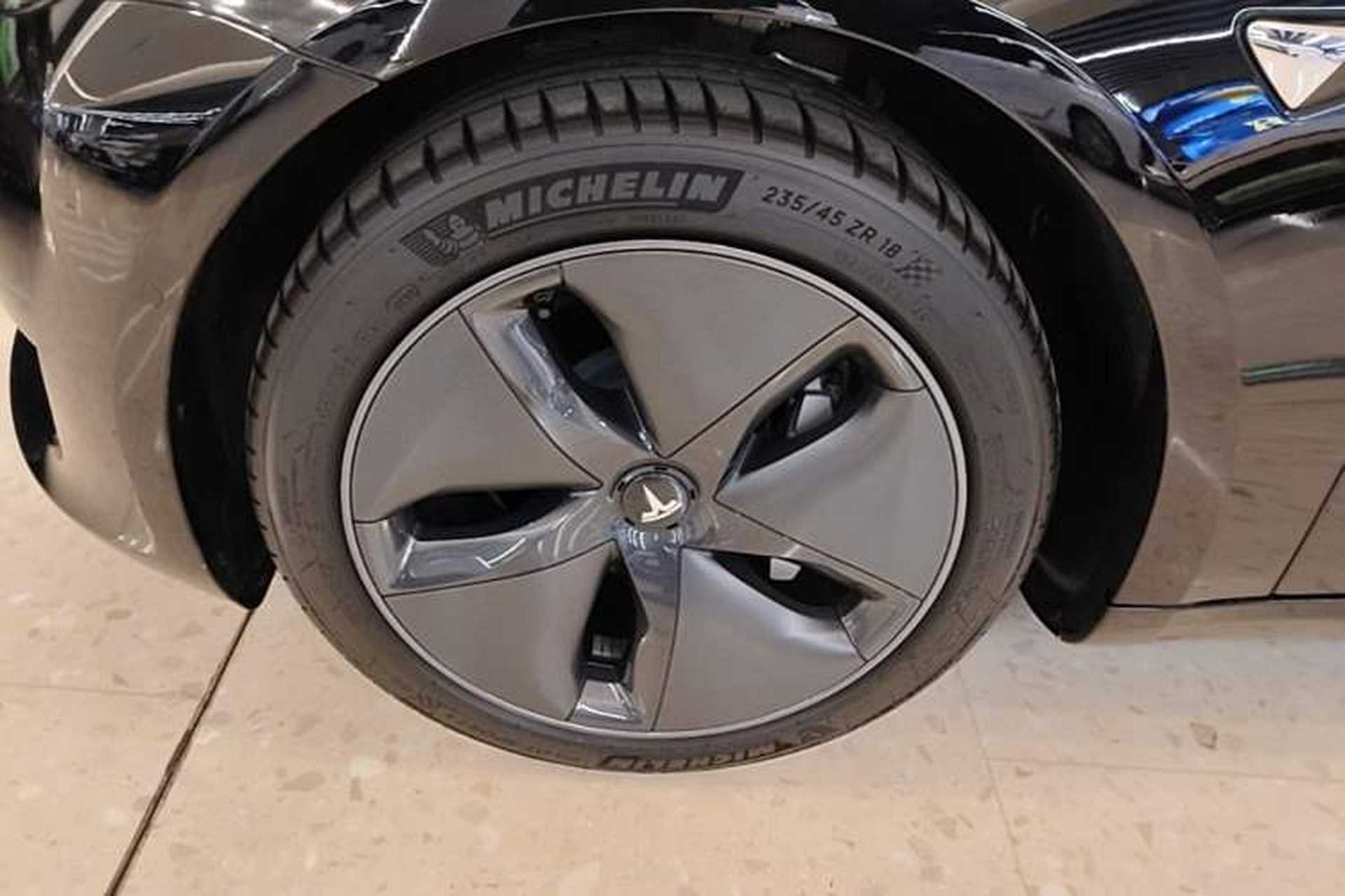 Used Tesla Model 3 2020 Standard Range Rear-Wheel Drive Upgraded Version Exterior 4