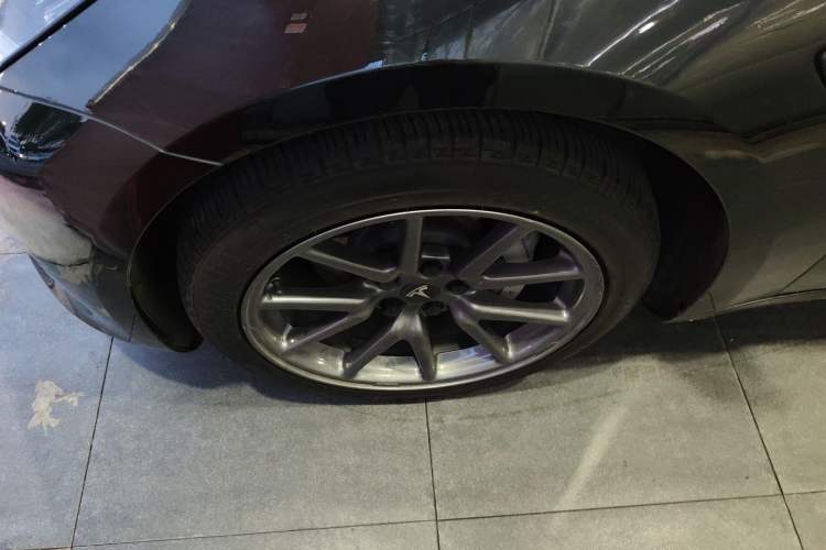 Used Tesla Model 3 2020 Standard Range Rear-Wheel Drive Upgraded Version Exterior 4