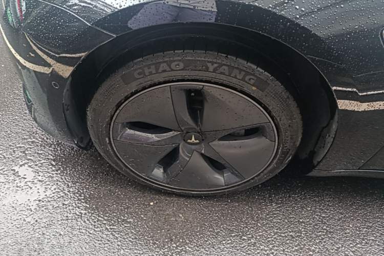 Used Tesla Model 3 2020 Standard Range Rear-Wheel Drive Upgraded Version Exterior 4