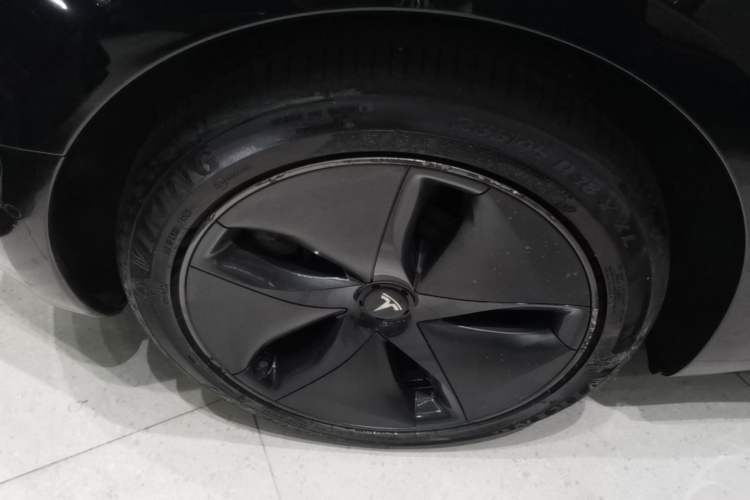 Used Tesla Model 3 2020 Standard Range Rear-Wheel Drive Upgraded Version Exterior 5