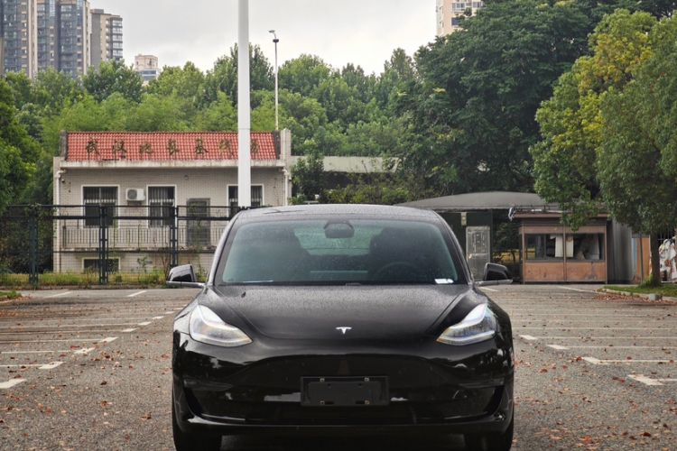 Used Tesla Model 3 2020 Refreshed Version Long-Range Rear-Wheel Drive Exterior 5