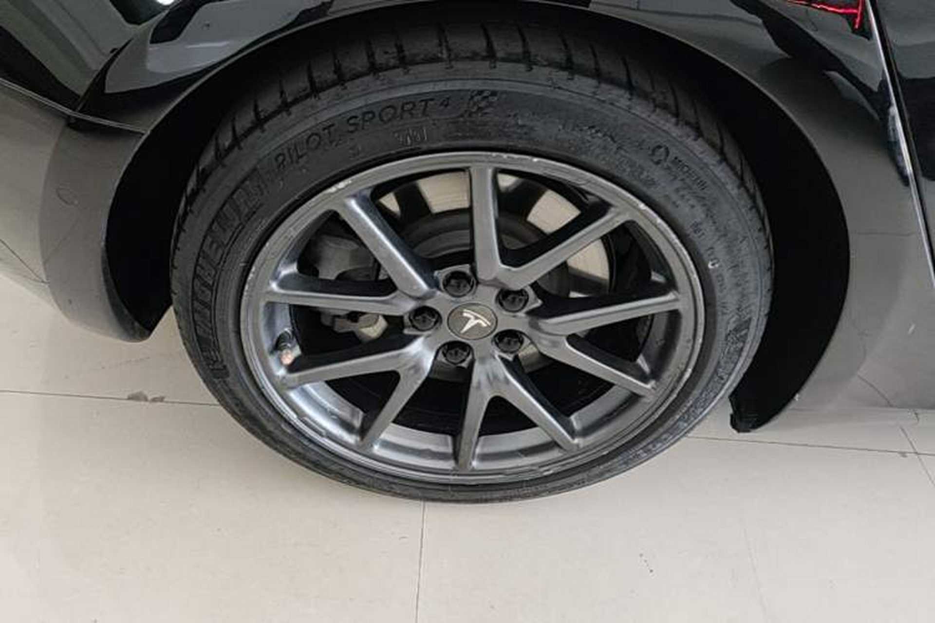 Used Tesla Model 3 2020 Standard Range Rear-Wheel Drive Upgraded Version Exterior 5