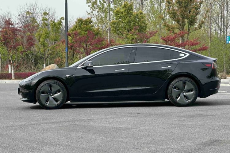 Used Tesla Model 3 2020 Refreshed Version Long-Range Rear-Wheel Drive Exterior 5