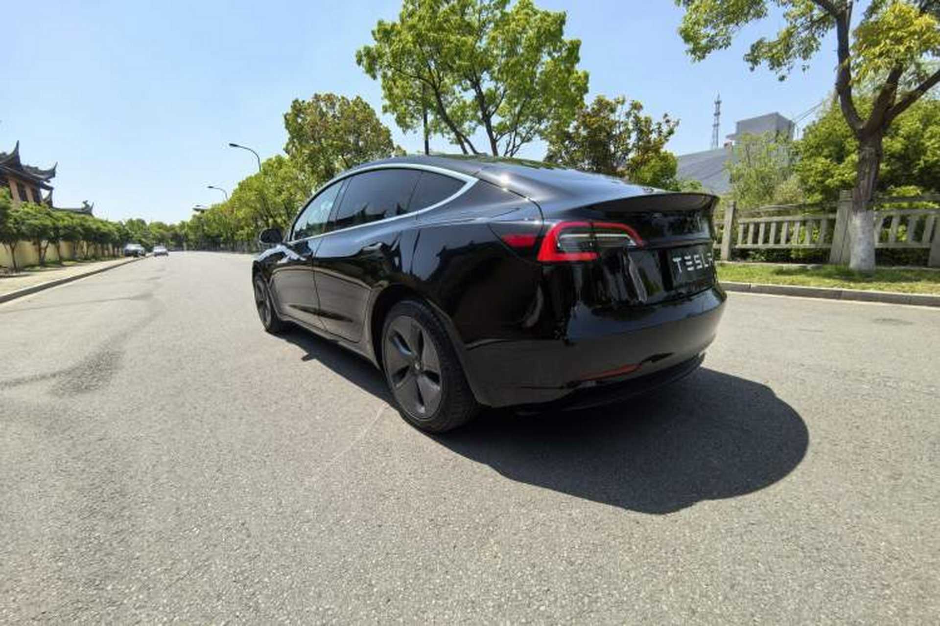 Used Tesla Model 3 2020 Long-Range Rear-Wheel-Drive Version Exterior 5