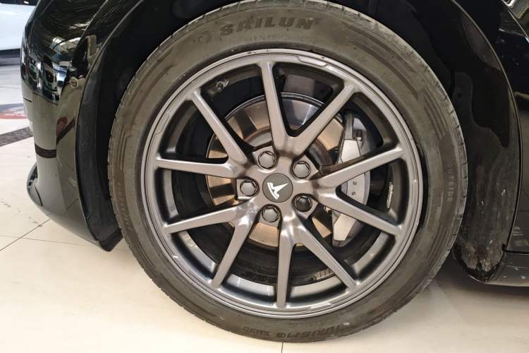 Used Tesla Model 3 2020 Standard Range Rear-Wheel Drive Upgraded Version Exterior 7