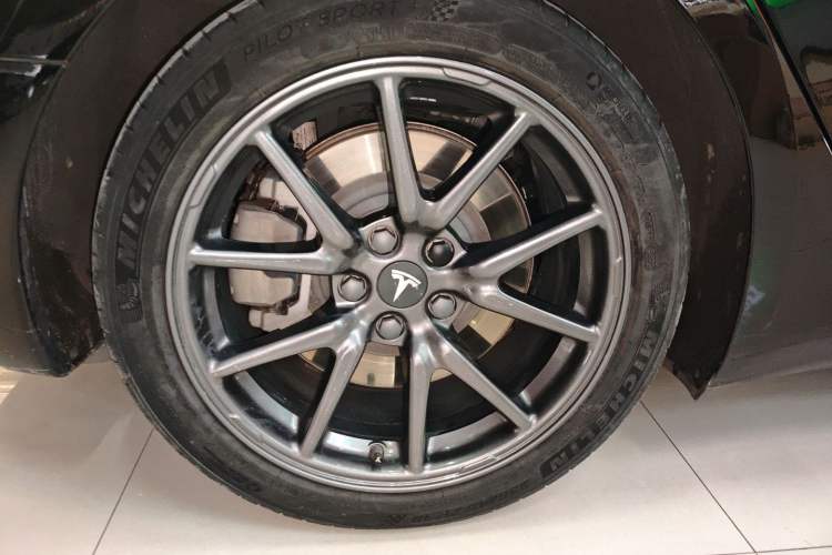 Used Tesla Model 3 2020 Standard Range Rear-Wheel Drive Upgraded Version Exterior 8