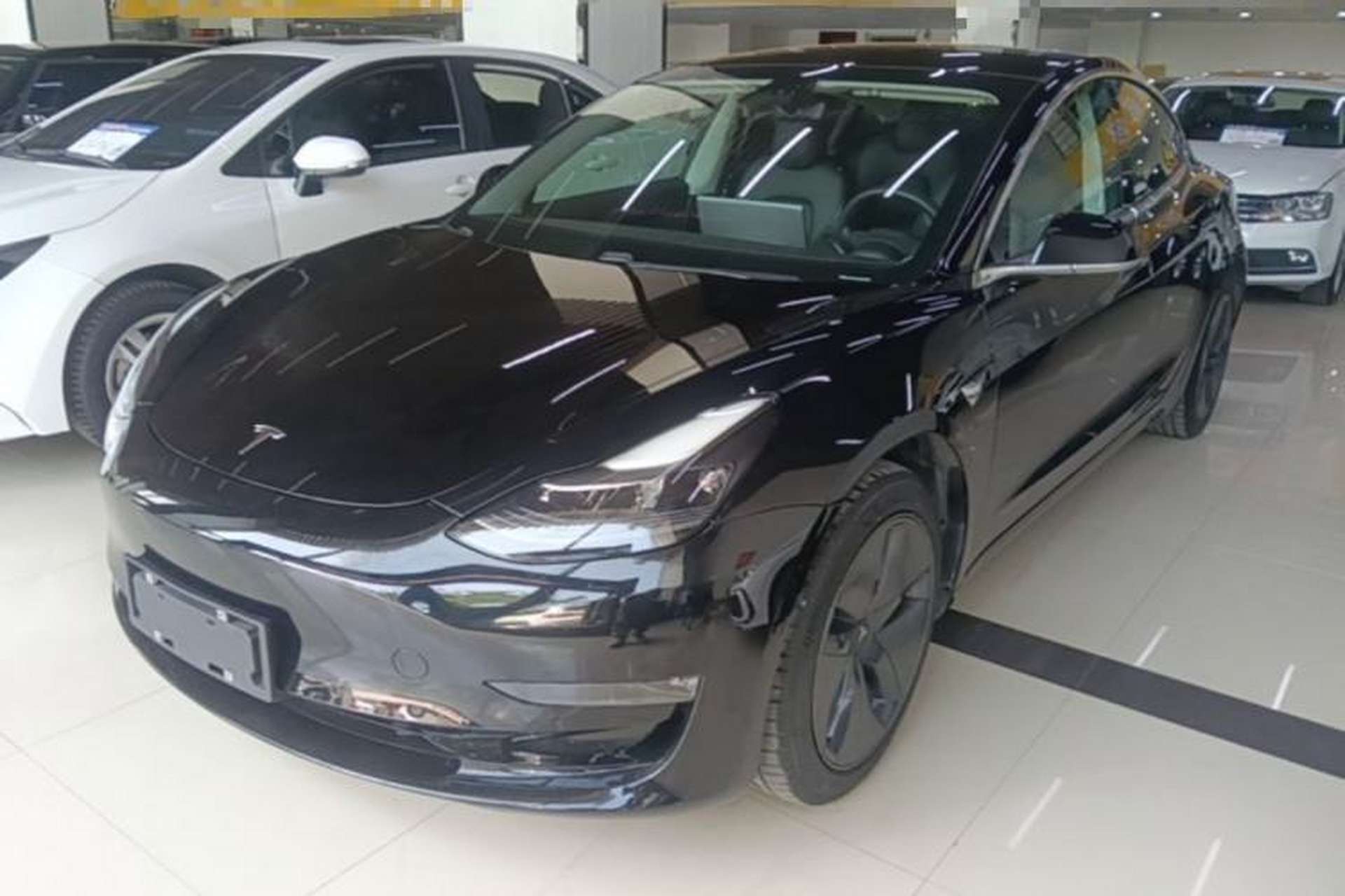 Used Tesla Model 3 2020 Refreshed Version Long-Range Rear-Wheel Drive Front Left 45 Deg