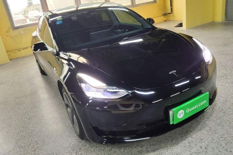 Used Tesla Model 3 2020 Revised Version Standard Range Rear-Wheel Drive – Upgraded Edition Front Right 45 Deg