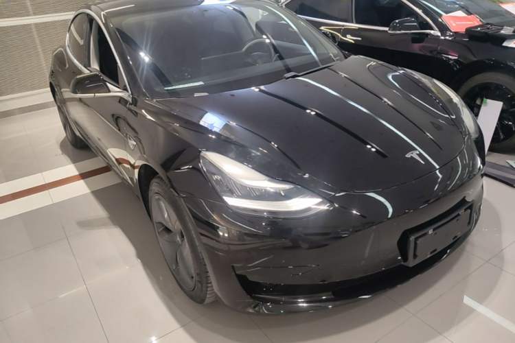 Used Tesla Model 3 2020 Standard Range Rear-Wheel Drive Upgraded Version Front Right 45 Deg