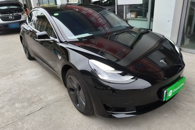 Used Tesla Model 3 2020 Revised Version Standard Range Rear-Wheel Drive – Upgraded Edition Front Right 45 Deg