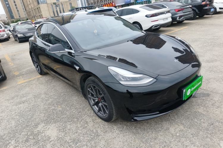 Used Tesla Model 3 2020 Revised Version Standard Range Rear-Wheel Drive – Upgraded Edition Front Right 45 Deg