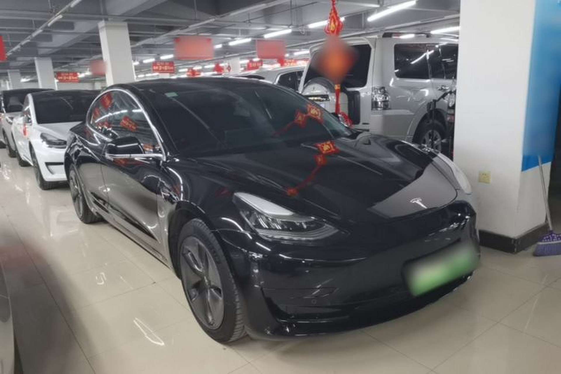 Used Tesla Model 3 2020 Revised Version Standard Range Rear-Wheel Drive – Upgraded Edition Front Right 45 Deg