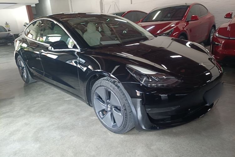 Used Tesla Model 3 2020 Long-Range Rear-Wheel-Drive Version Front Right 45 Deg
