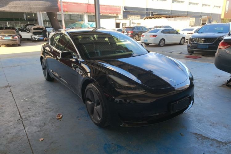 Used Tesla Model 3 2020 Revised Version Standard Range Rear-Wheel Drive – Upgraded Edition Front Right 45 Deg