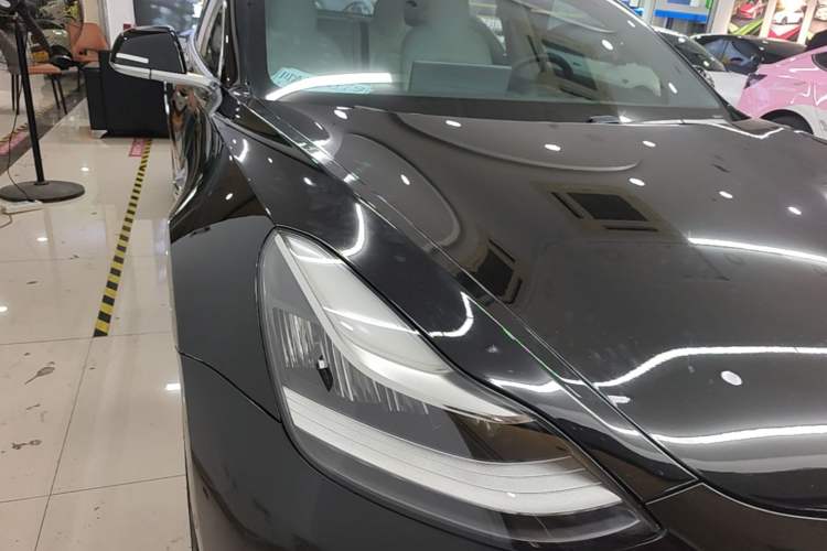 Used Tesla Model 3 2020 Standard Range Rear-Wheel Drive Upgraded Version Front Right 45 Deg