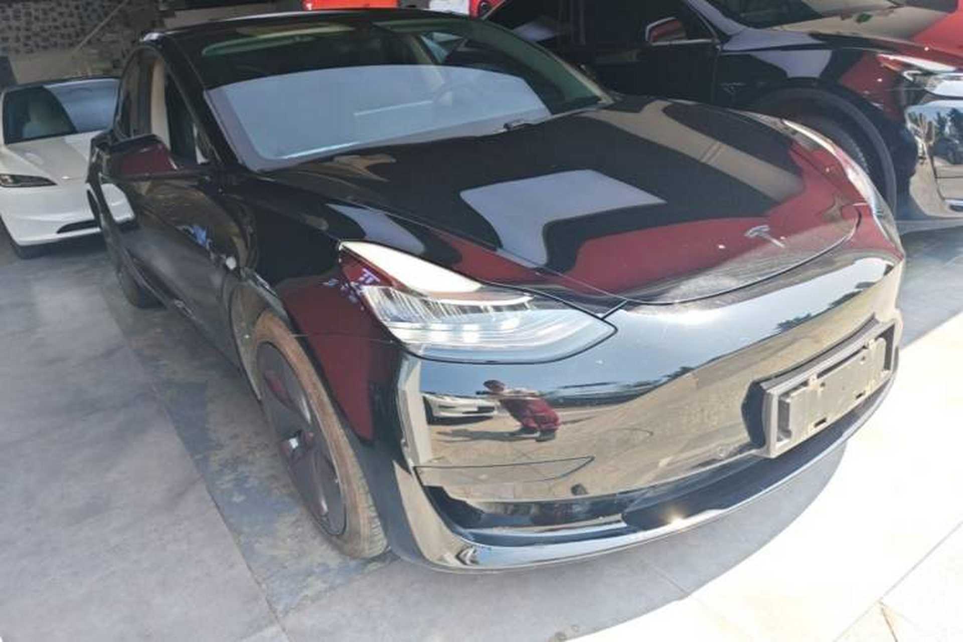 Used Tesla Model 3 2020 Revised Version Standard Range Rear-Wheel Drive – Upgraded Edition Front Right 45 Deg