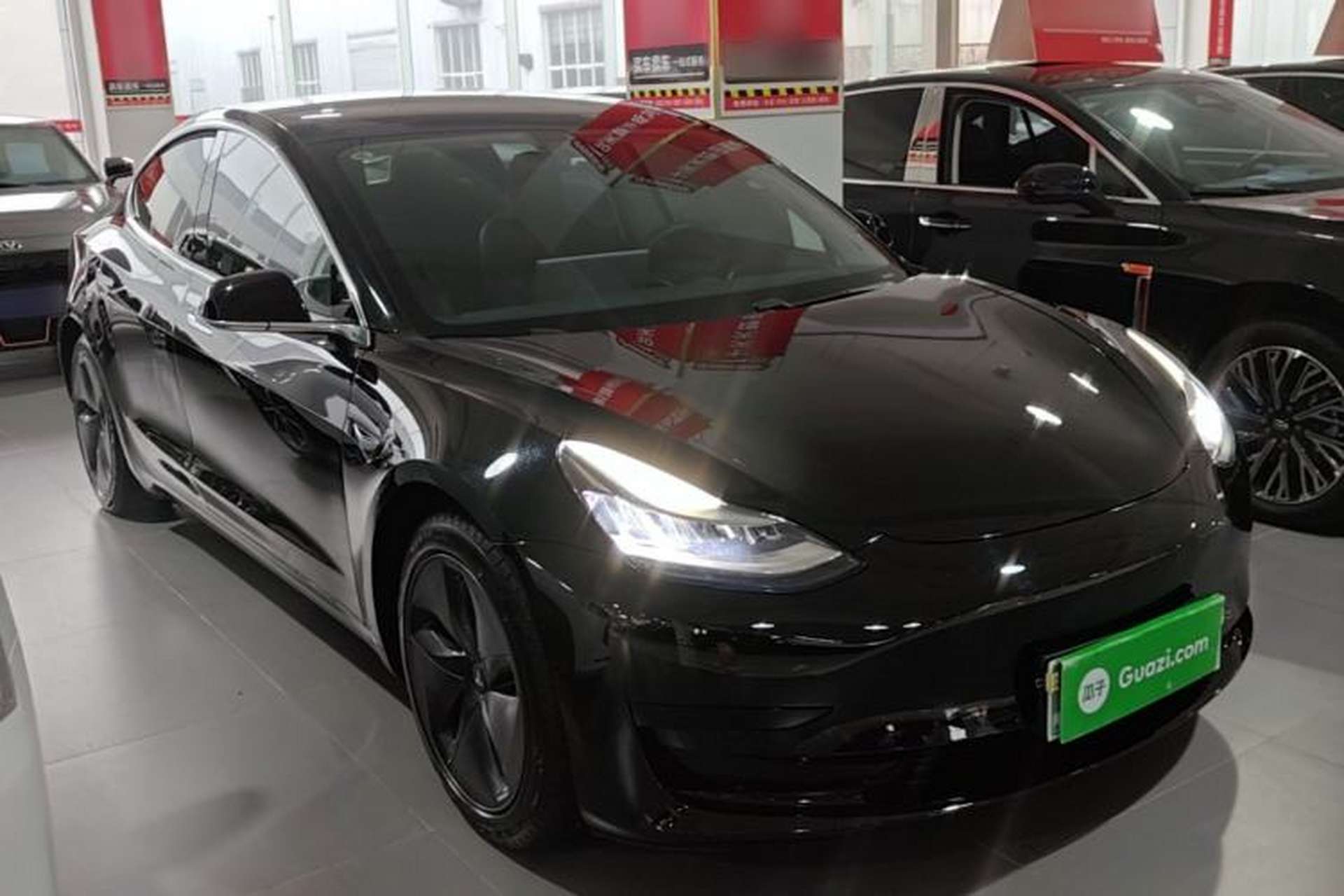 Used Tesla Model 3 2020 Revised Version Standard Range Rear-Wheel Drive – Upgraded Edition Front Right 45 Deg