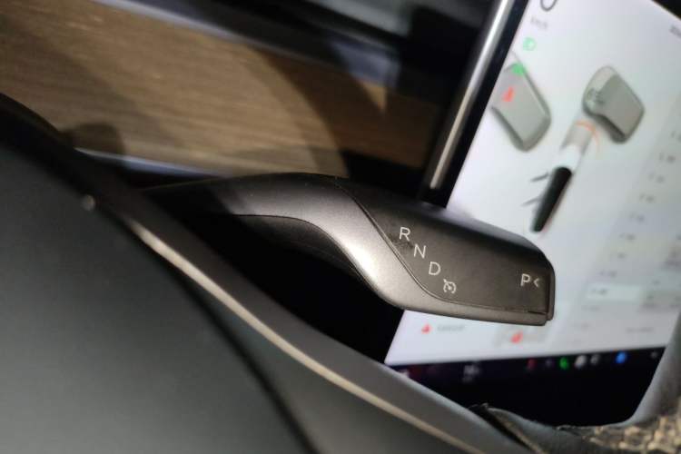 Used Tesla Model 3 2020 Revised Version Standard Range Rear-Wheel Drive – Upgraded Edition Gear Lever