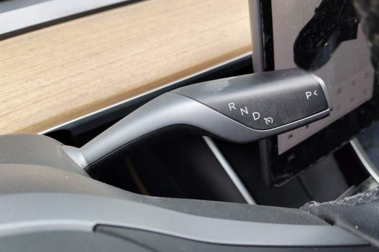 Used Tesla Model 3 2020 Revised Version Standard Range Rear-Wheel Drive – Upgraded Edition Gear Lever
