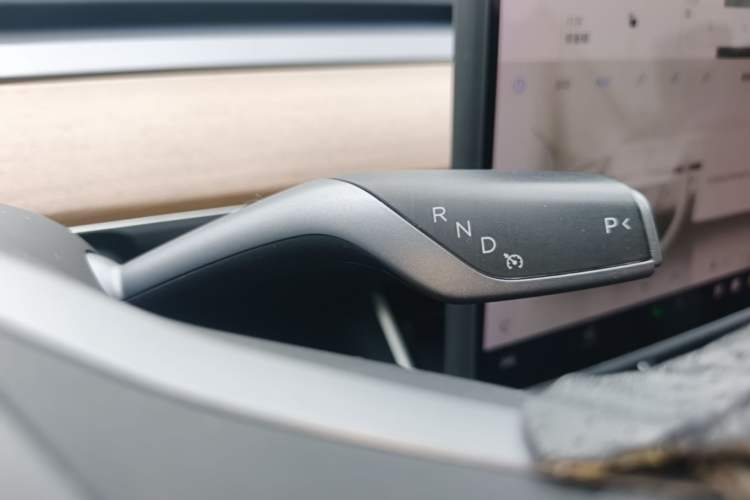Used Tesla Model 3 2020 Revised Version Standard Range Rear-Wheel Drive – Upgraded Edition Gear Lever