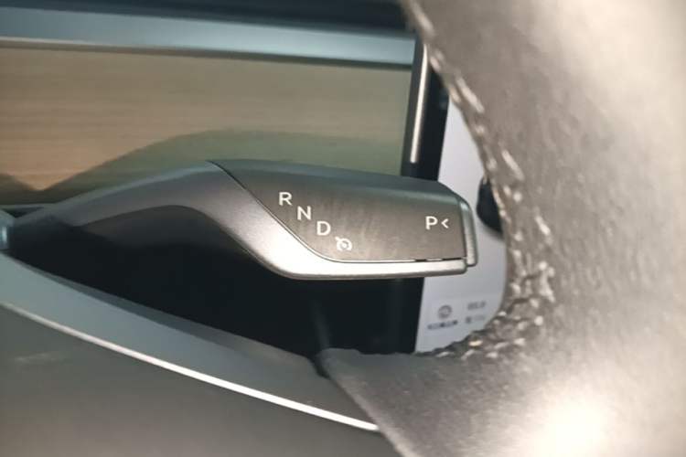 Used Tesla Model 3 2020 Revised Version Standard Range Rear-Wheel Drive – Upgraded Edition Gear Lever