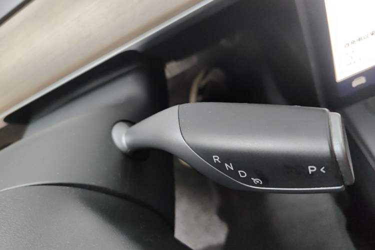 Used Tesla Model 3 2020 Revised Version Standard Range Rear-Wheel Drive – Upgraded Edition Gear Lever
