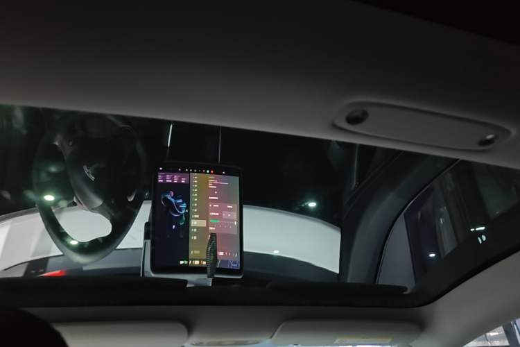 Used Tesla Model 3 2020 Revised Version Standard Range Rear-Wheel Drive – Upgraded Edition Headliner