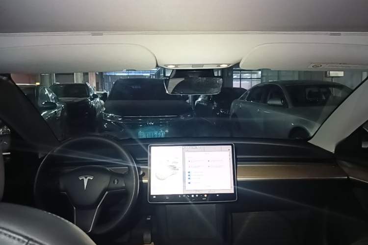Used Tesla Model 3 2020 Revised Version Standard Range Rear-Wheel Drive – Upgraded Edition Headliner