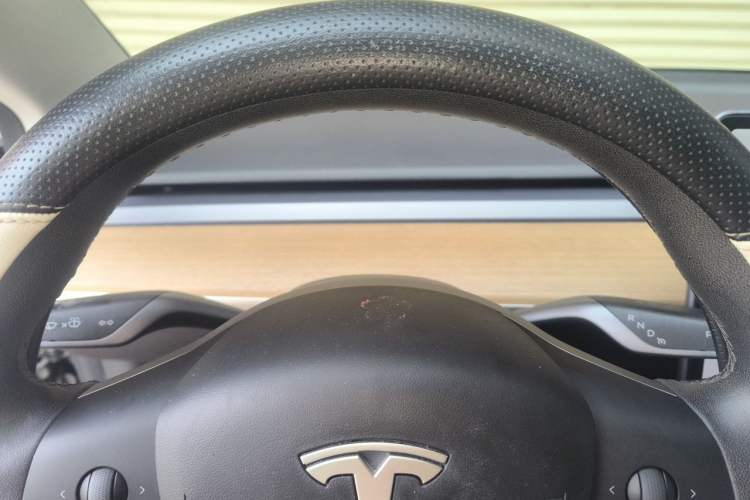 Used Tesla Model 3 2020 Revised Version Standard Range Rear-Wheel Drive – Upgraded Edition Instrument Cluster