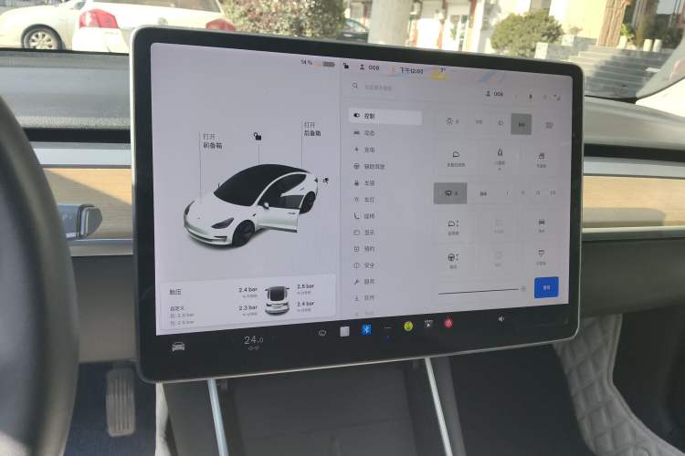 Used Tesla Model 3 2020 Revised Version Standard Range Rear-Wheel Drive – Upgraded Edition Instrument Cluster