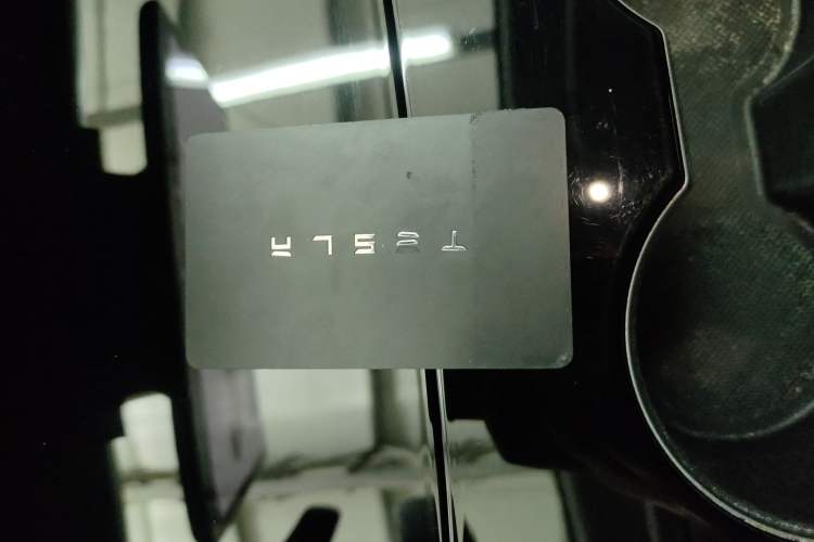 Used Tesla Model 3 2020 Standard Range Rear-Wheel Drive Upgraded Version Interior 1